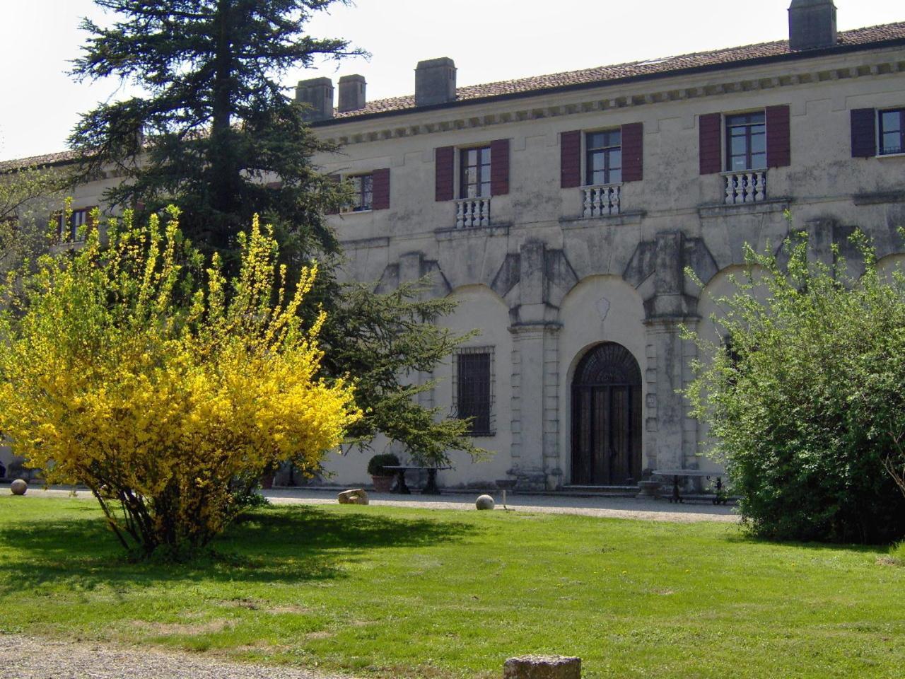 Agriturismo Corte Virgiliana Вирджилио Экстерьер фото