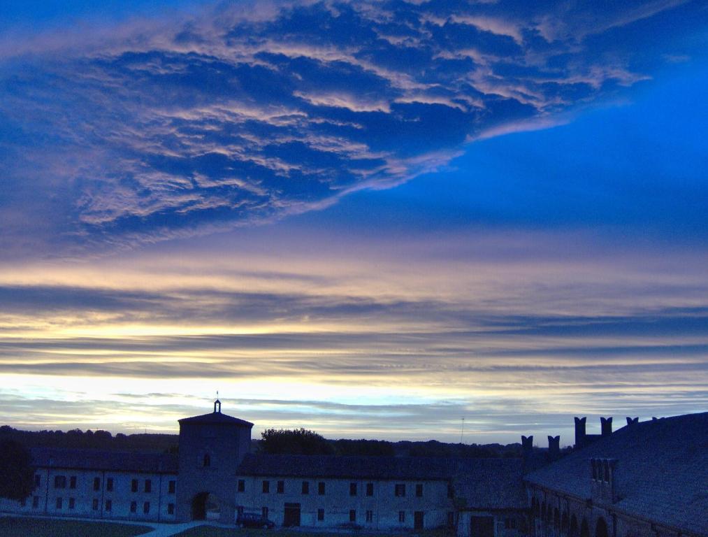 Agriturismo Corte Virgiliana Вирджилио Номер фото