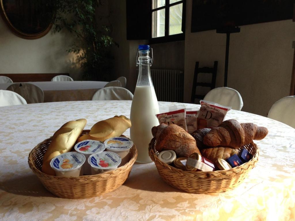 Agriturismo Corte Virgiliana Вирджилио Номер фото